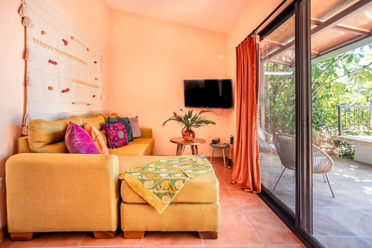 Casa Lily 2 - Private Pool, minutes to beach/park - Houses for Rent in Quepos, Provincia de Puntarenas, Costa Rica