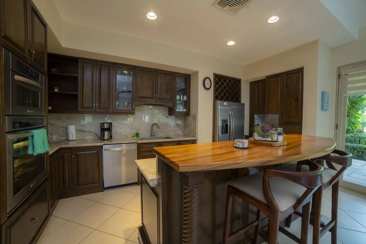 Bella Vista 3F-Familly, 3 Bdrs, Beach Club View — 3 bedroom vacation rental in Herradura
