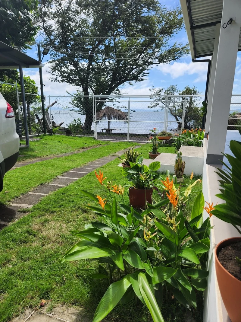 Lakefront House - Houses for Rent in Sacramento, Rivas, Nicaragua