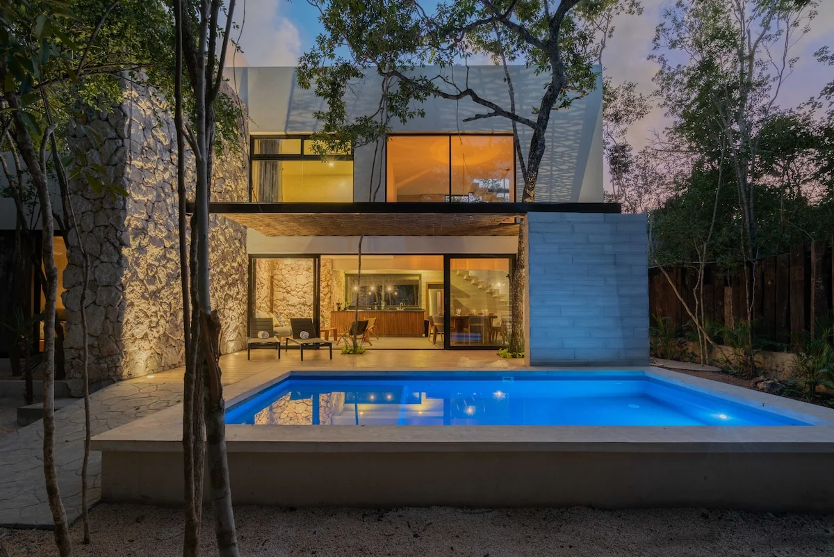4BR Villa