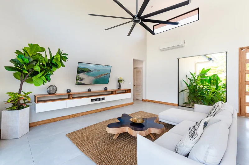 Beachside Bliss 4BR Lux Villa, Pool, Terrace, Golf - Houses for Rent in Pinilla, Guanacaste Province, Costa Rica