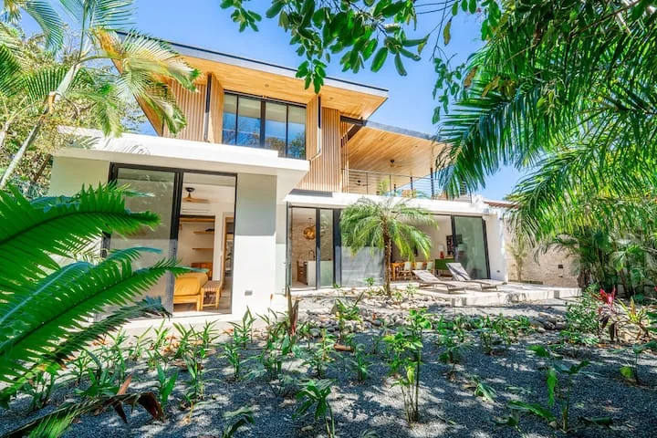Casa Marea | Luxury Front Row Villa • Walk to the - Houses for Rent in Nosara, Provincia de Guanacaste, Costa Rica - Image 1