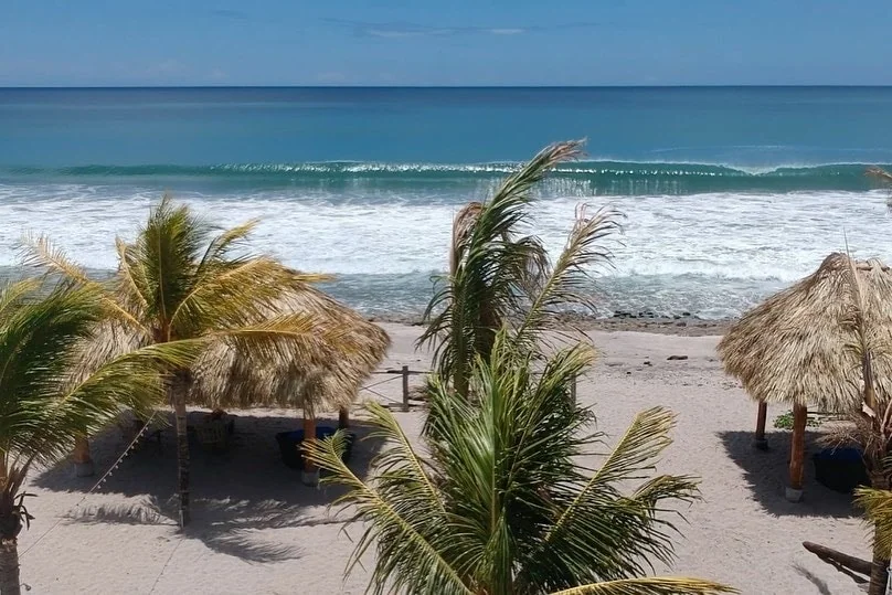Casa Thruster @ Salty Surf Popoyo
Beachfront House - Villas for Rent in Monte Filis, Departamento de Rivas, Nicaragua