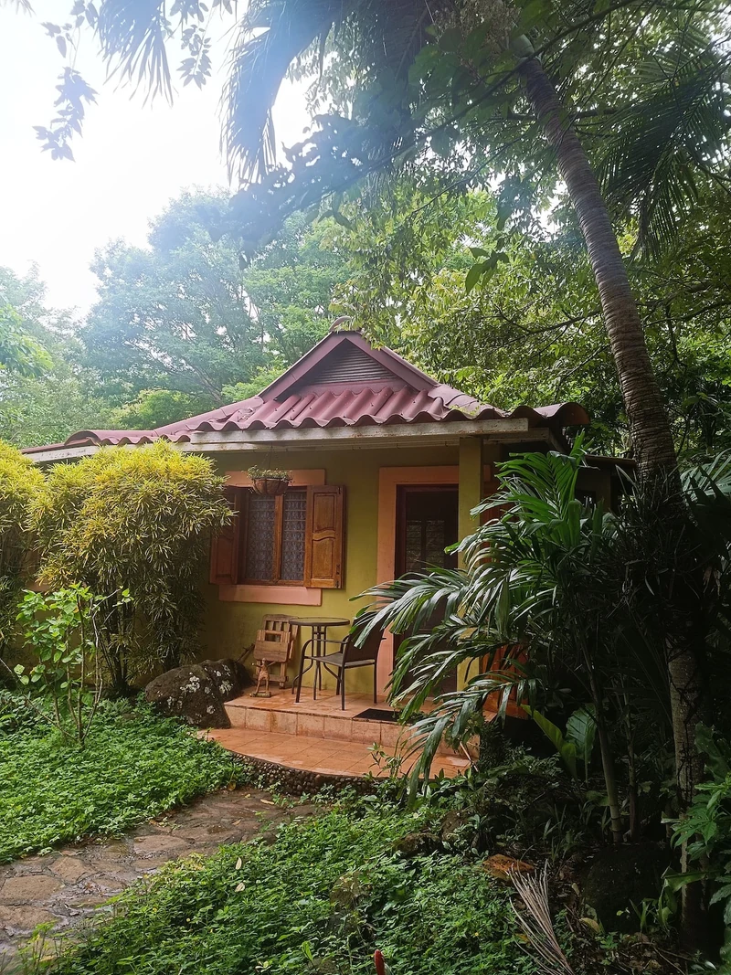Rustic AC Oasis on Ometepe Island - Houses for Rent in El Madroñal, Rivas, Nicaragua