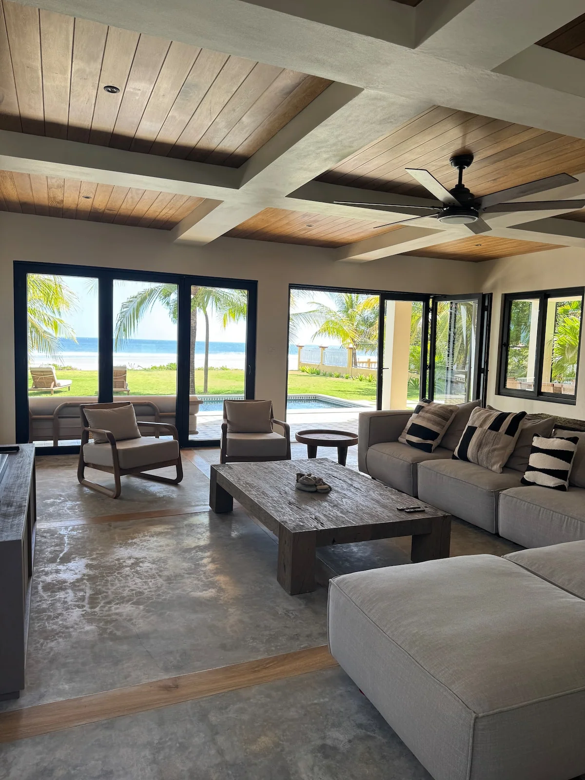 NEW 5BR/5.5B Oceanfront Luxury Villa Casa Roble - Houses for Rent in Popoyo, Rivas, Nicaragua