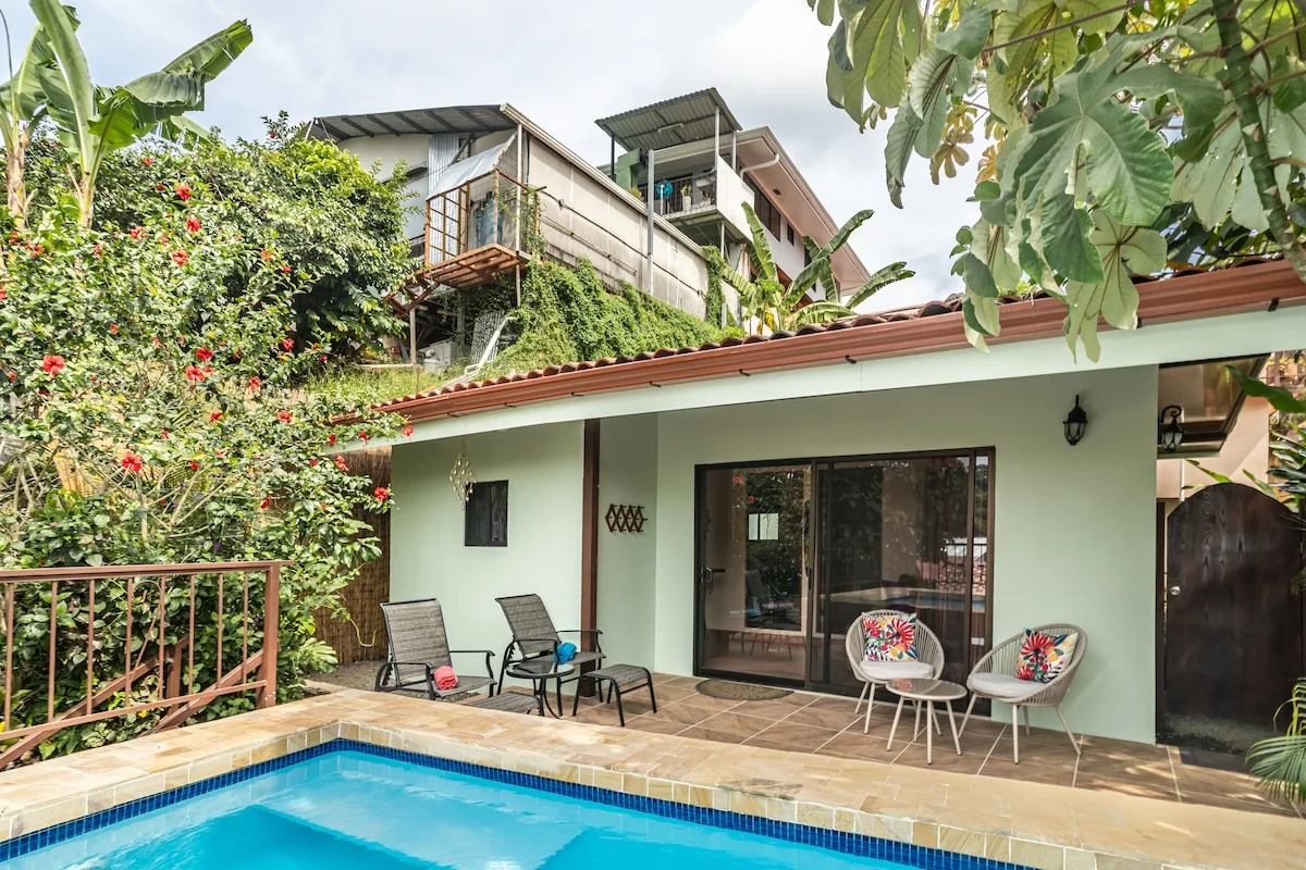 Casa Lily 2 - Private Pool, minutes to beach/park - Houses for Rent in Quepos, Provincia de Puntarenas, Costa Rica