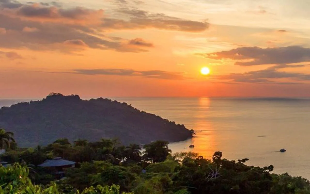 Exhilarating Ocean Views - Villas for Rent in Quepos, Provincia de Puntarenas, Costa Rica