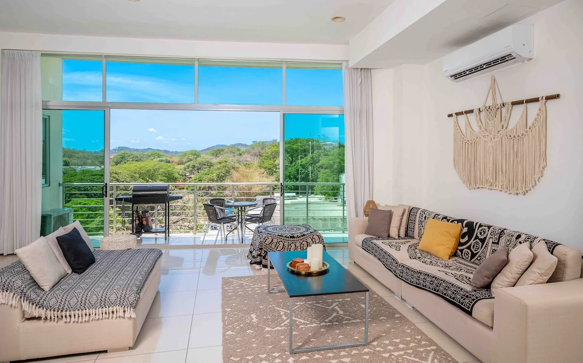 Stay In Spacious Style! Five Minute Walk to Ocean! - Condominiums for Rent in Tamarindo, Guanacaste Province, Costa Rica