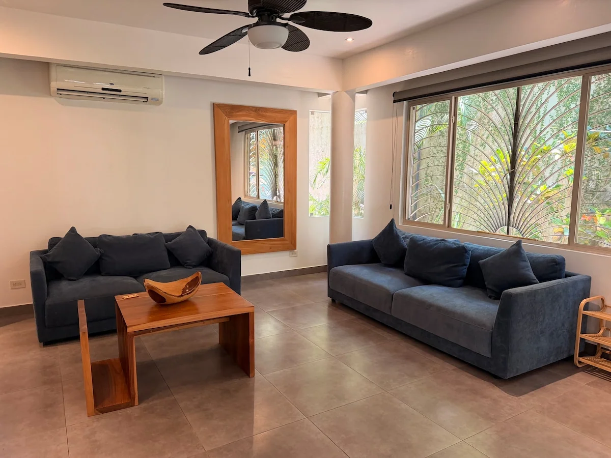 Home in Guanacaste Province - Image 1