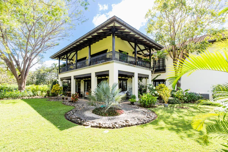 Luxury Updated 3BR Villa in Hacienda Pinilla. — 3 bedroom vacation rental in Hacienda Pinilla
