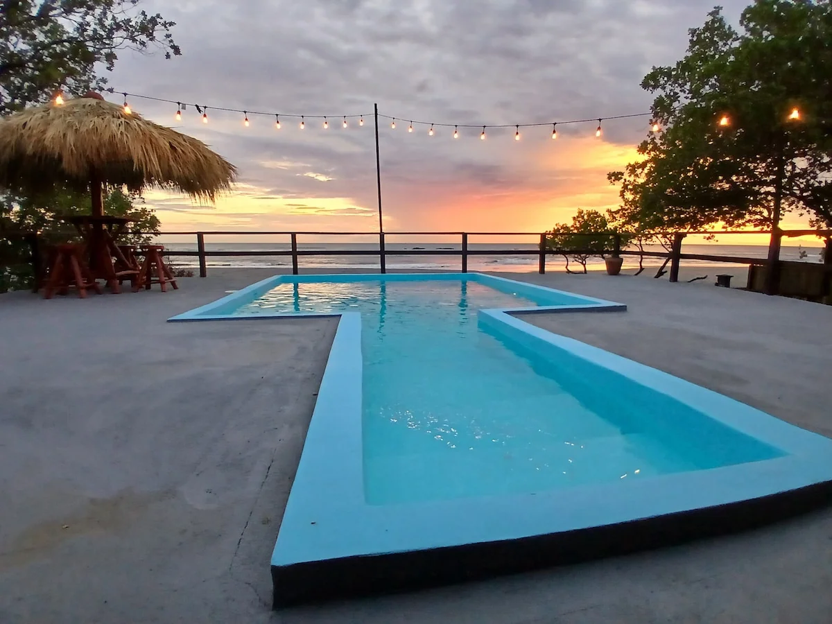 Cozy Garden-View Room by the Beach & Pool — 0 bedroom vacation rental in Playa Hermosa