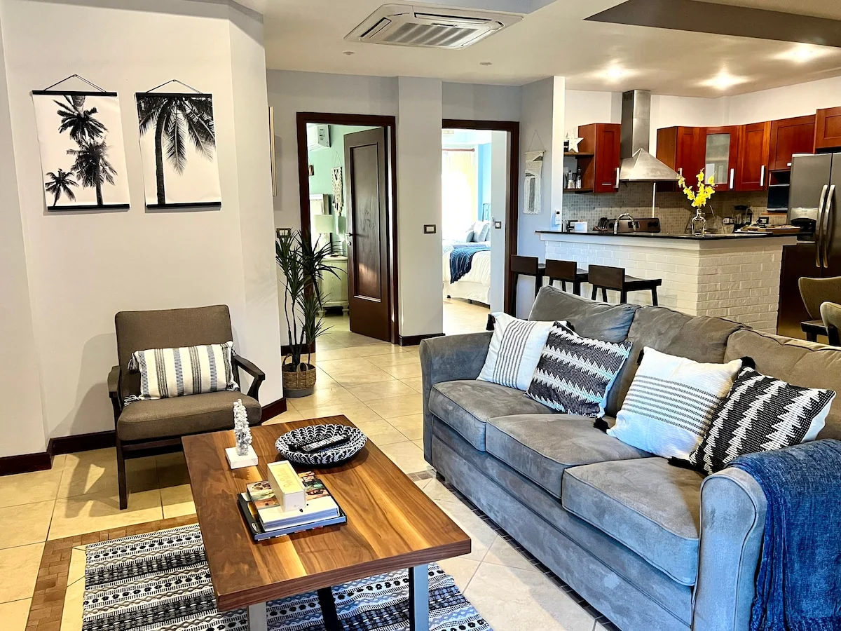 Stylish Langosta Escape•Walk to Beach & Tamarindo - Condominiums for Rent in Playa Langosta, Provincia de Guanacaste, Costa Rica