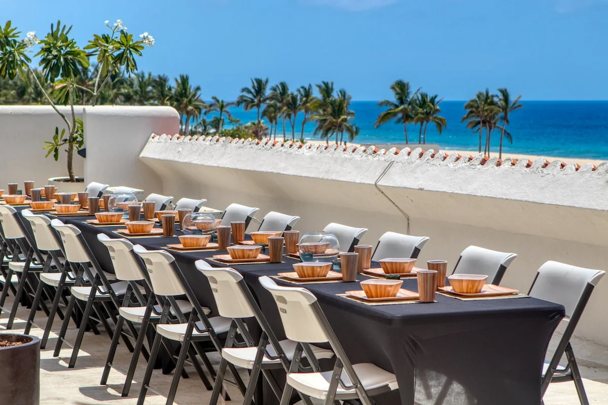 Beachside Villa, 6 Suites, 12 Rooms, Sleeps 26! - Villas for Rent in San José del Cabo, Baja California Sur, Mexico - Image 1