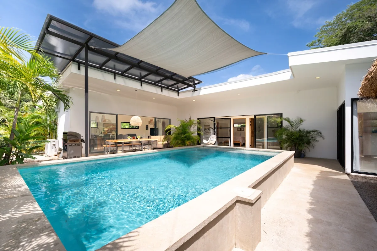 New Villa ! Private Pool, 4-min Walk to beach! - Villas for Rent in Playa Grande, Provincia de Guanacaste, Costa Rica