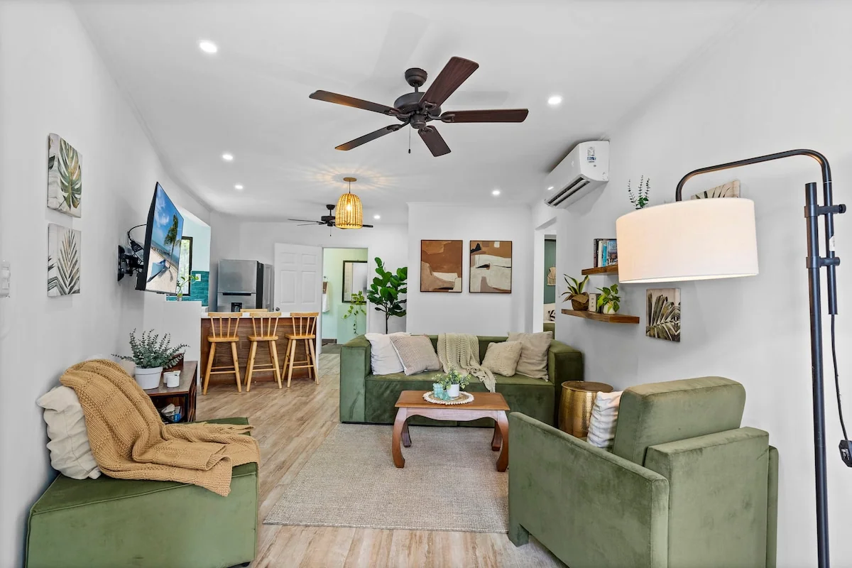 Classy Condo in the heart of town - Apartments for Rent in Tamarindo, Provincia de Guanacaste, Costa Rica