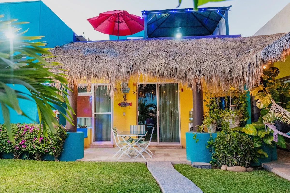 Charming colorful house in the heart of Cabo — 4 bedroom vacation rental in Cabo San Lucas