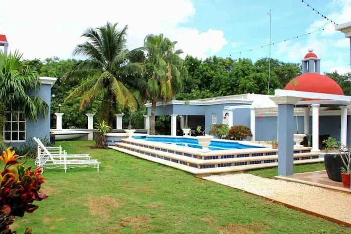 La Casita del Amor Colonial