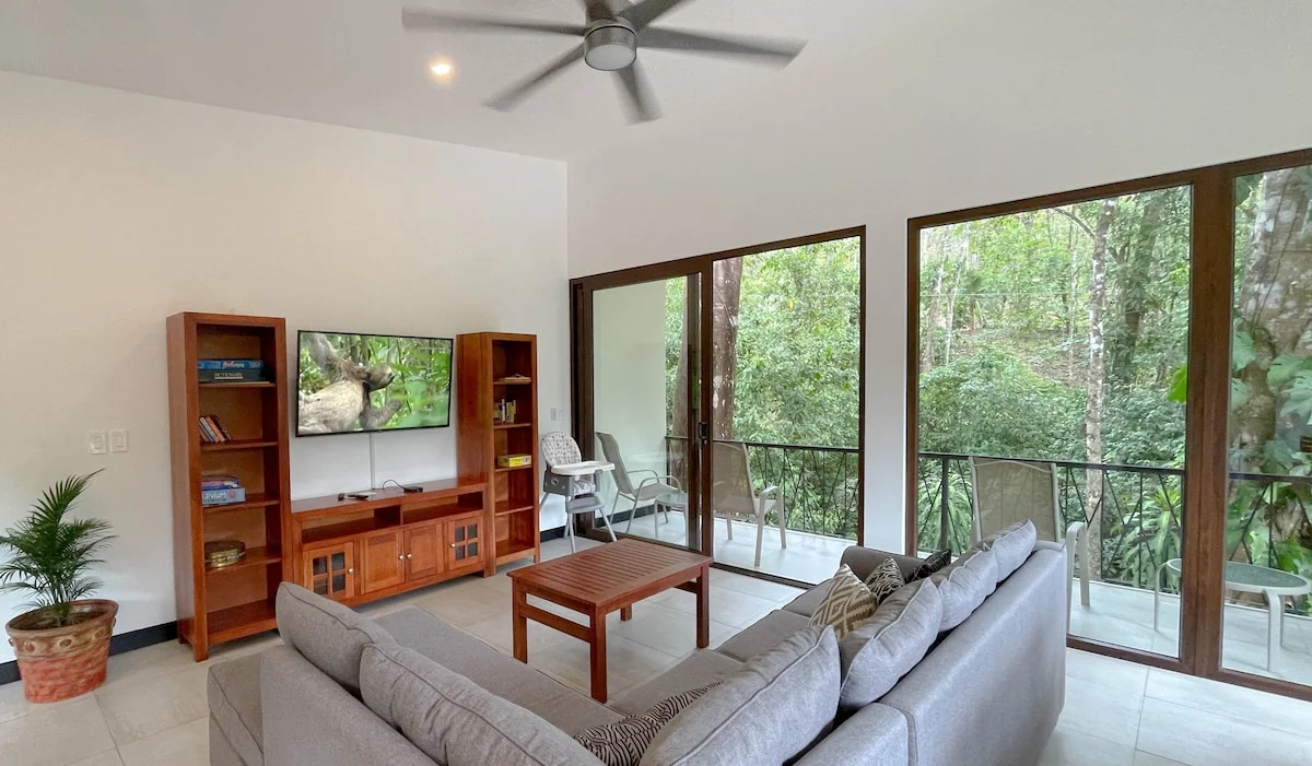 3-Toed Abode 3 Bed 2 bath in Manuel Antonio Center - Condominiums for Rent in Quepos, Puntarenas Province, Costa Rica