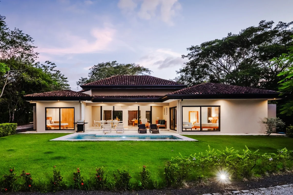 Villa W