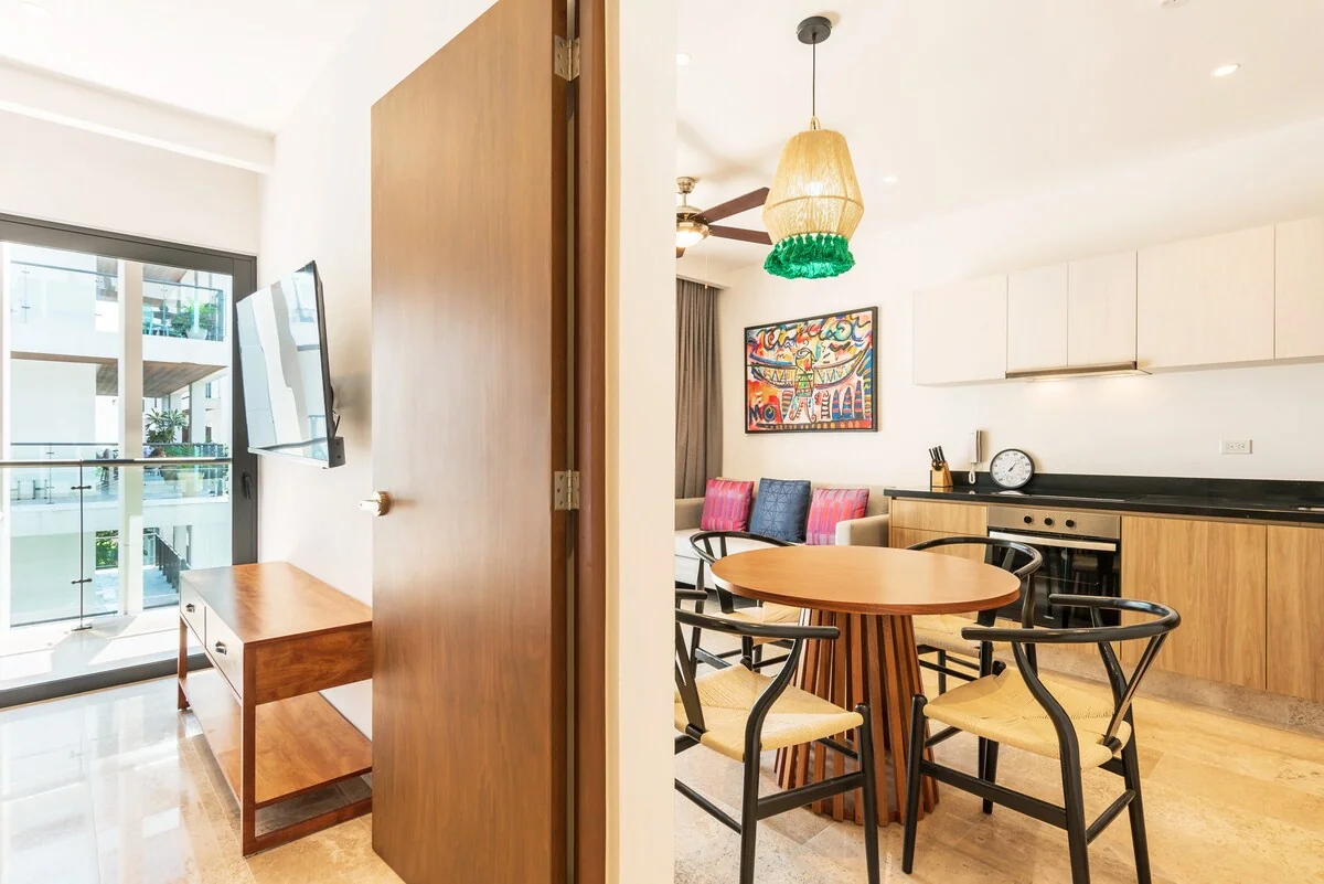 2BR Townhouse