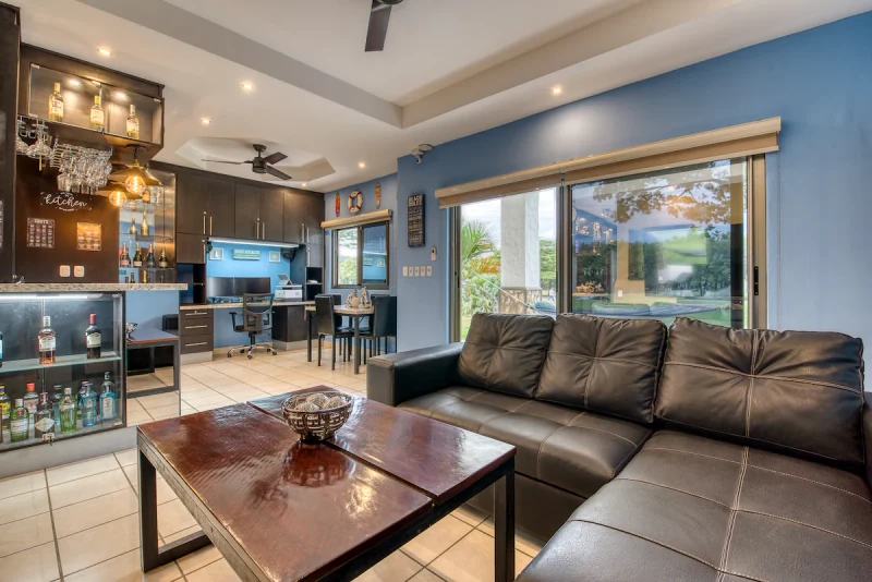 Hacienda Iguana: Luxury Apartment with Pool & Golf - Houses for Rent in Tola, Rivas, Nicaragua