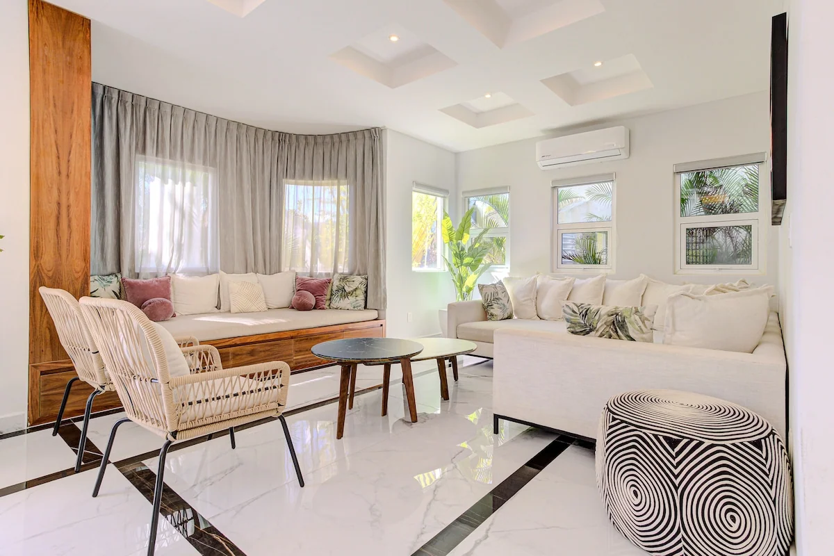 4BR Villa