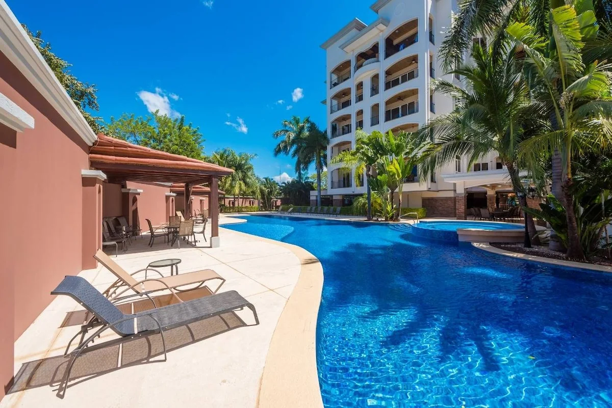 Tropical 2BR Getaway 𓇽 Peaceful 𓇽 Full Amenities - Apartments for Rent in Playa Langosta, Guanacaste Province, Costa Rica