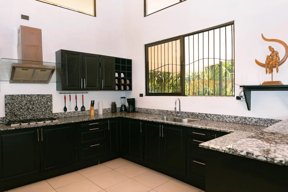 Top spot with daily wildlife visit & nature Views - Houses for Rent in Quepos, Provincia de Puntarenas, Costa Rica