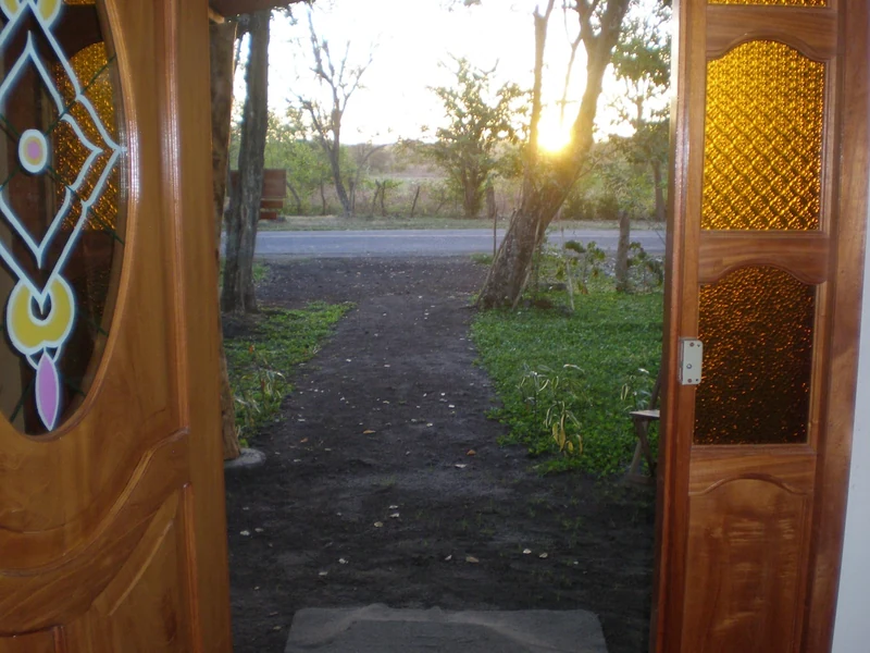 Bungalow 3 guests-Casa Hernandez-Beach Access-Wi-Fi - Guesthouses for Rent in San Fernando, Ometepe Island, Nicaragua