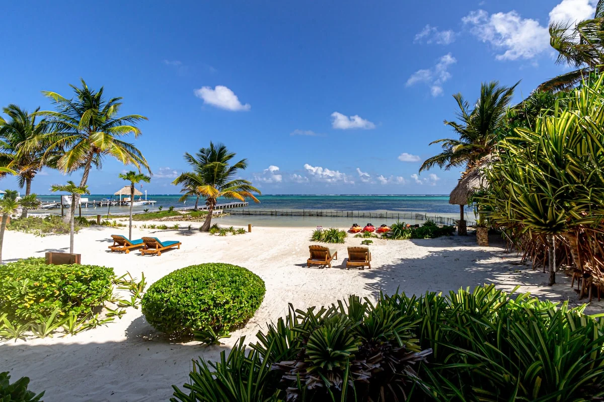 Two Luxury Villas, 9 Bedrooms, Sleeps 16, 2 Pools. - Villas for Rent in San Pedro, Corozal District, Belize - Image 1