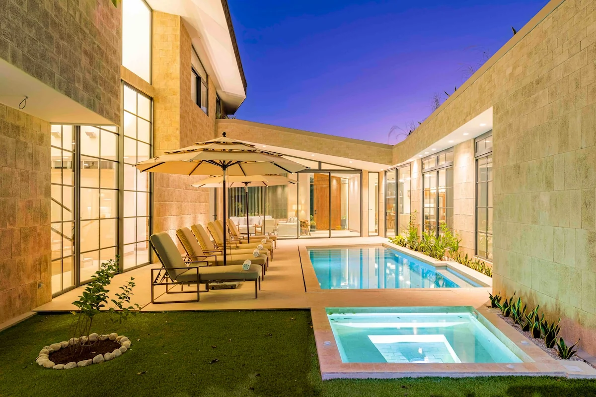 NEW Modern Luxury Villa Steps to Tamarindo Beach - Villas for Rent in Playa Langosta, Guanacaste Province, Costa Rica