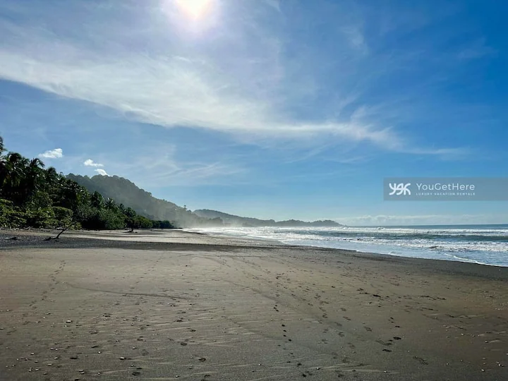 Home in Dominical Beach, Puntarenas, - Image 1