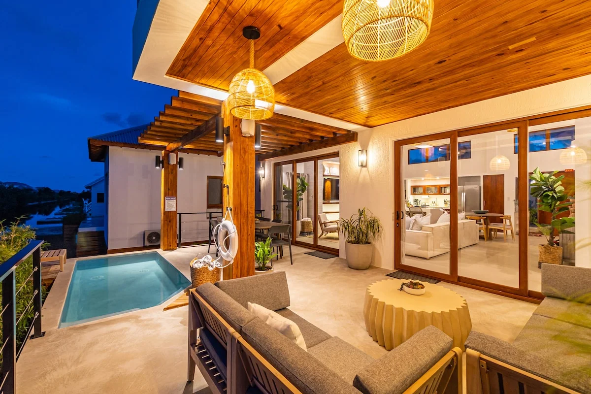 Casa Brisa & Mistico Beach Club + Boat Shuttle - Villas for Rent in San Pedro, Ambergris Caye, Belize - Image 1