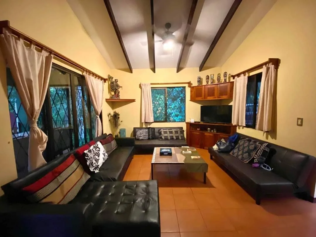 Serenity Home Villa with jungle view and pool - Houses for Rent in Quepos, Provincia de Puntarenas, Costa Rica