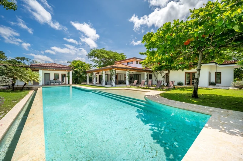 Casa Natura Golf Front Estate with Private Pool - Houses for Rent in Hacienda Pinilla, Guanacaste, Costa Rica