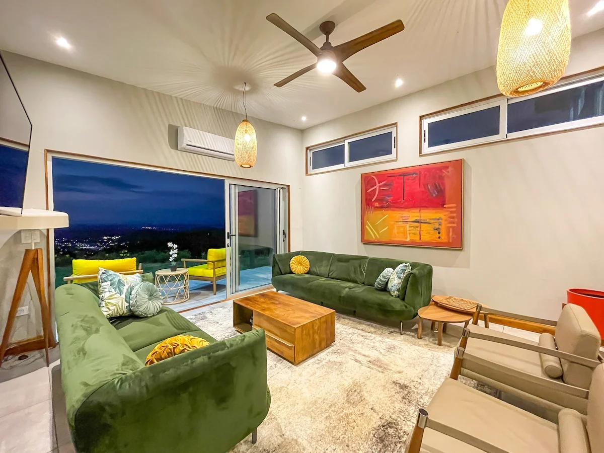 Breathtaking NEW Home-Stunning Views Monkeys Daily - Villas for Rent in Manuel Antonio, Provincia de Puntarenas, Costa Rica