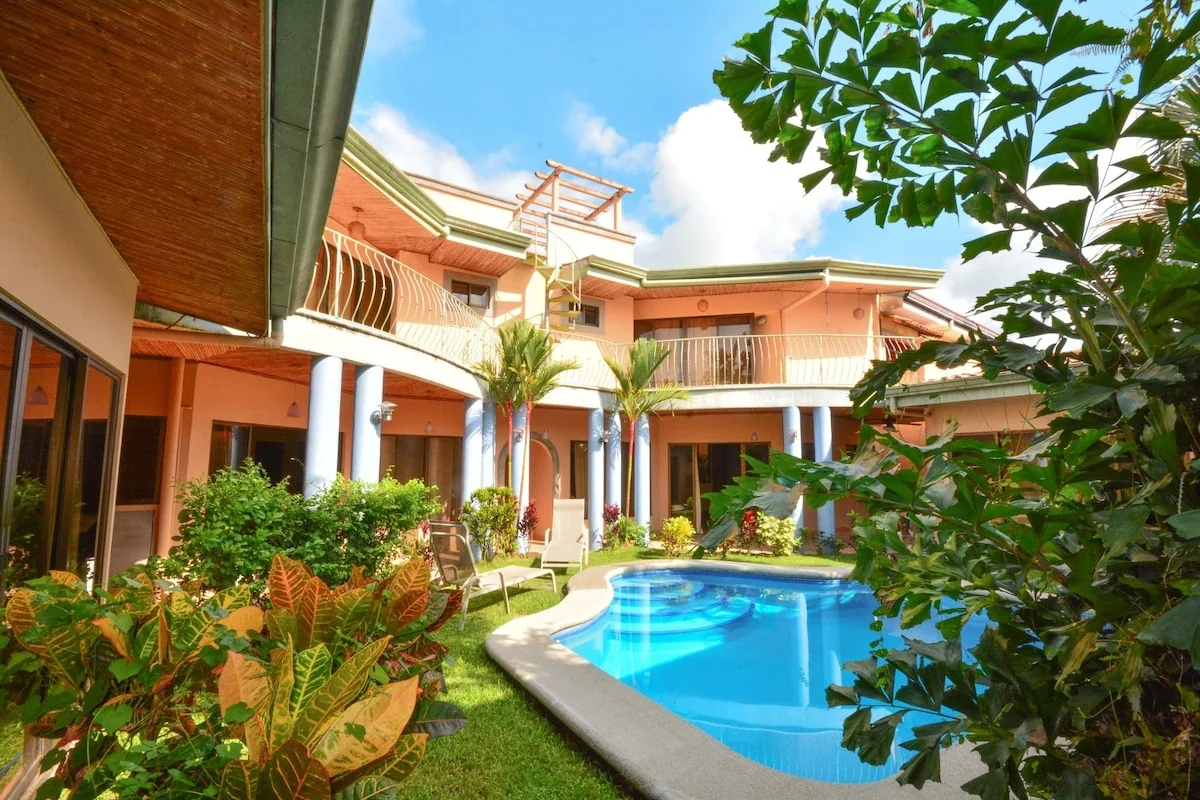 Villa Arena - Tropical House with Private Pool! - Houses for Rent in Jaco, Puntarenas, Costa Rica - Image 1