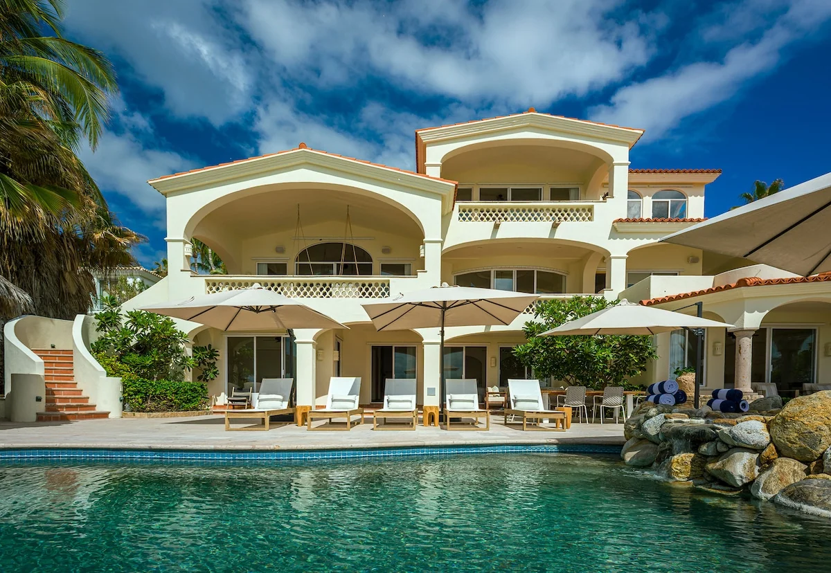 Edwards House Too Beach Front Palmilla Sur 5BR