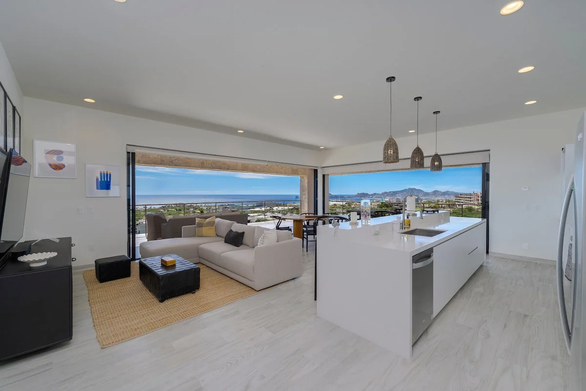 Spacious 3BR Condo, Ocean Views & 10 min Marina - Apartments for Rent in Cabo San Lucas, Baja California Sur, Mexico - Image 1