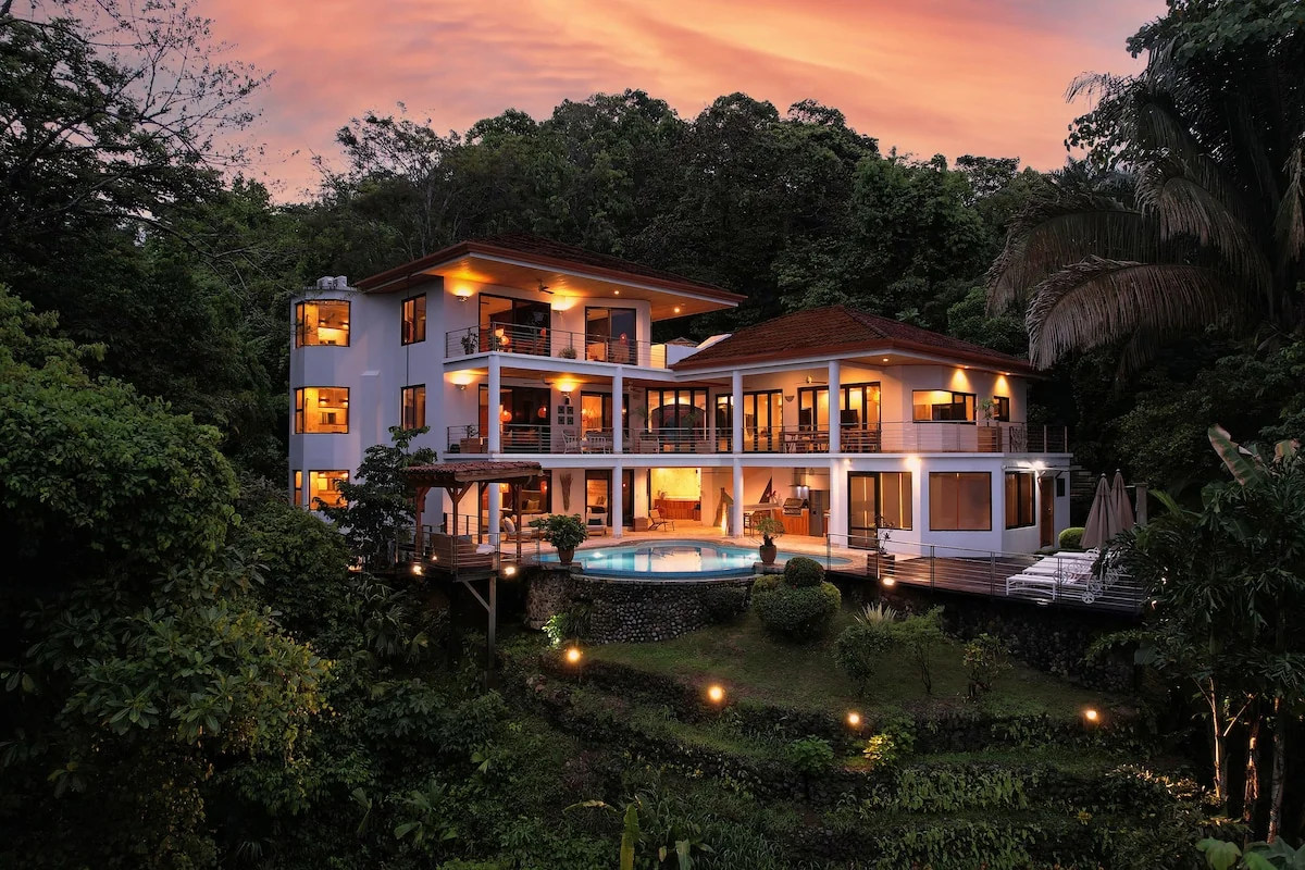 Villa Aruna Luxury Ocean View 7 Bedroom Villa