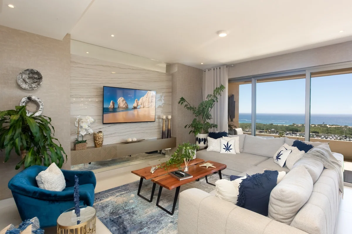 NEW LUXURY condo with the best view to the ARCH. - Condominiums for Rent in Cabo San Lucas, Baja California Sur, Mexico - Image 1