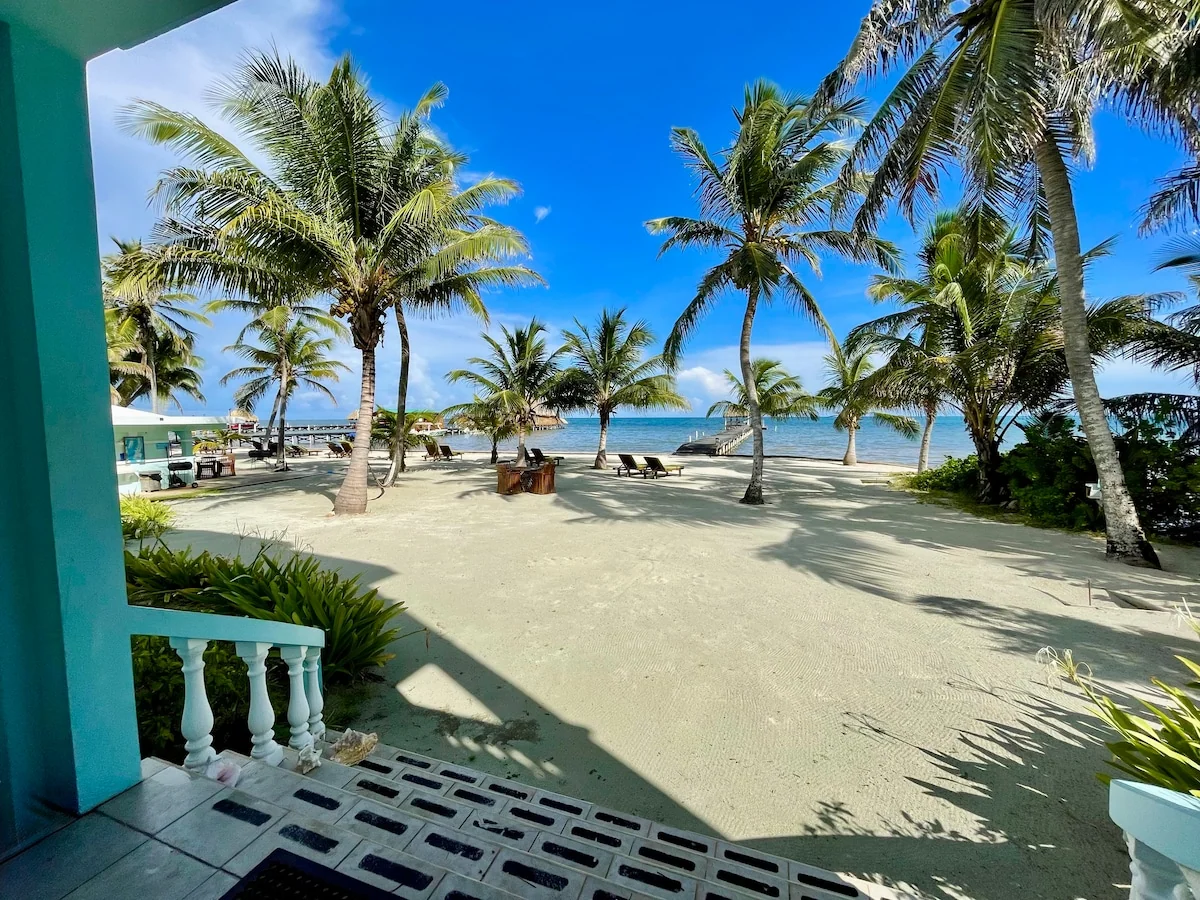 B1 Beach, porch, pool, bikes, kayaks! 3BR - Condominiums for Rent in San Pedro, Ambergris Caye, Belize - Image 1