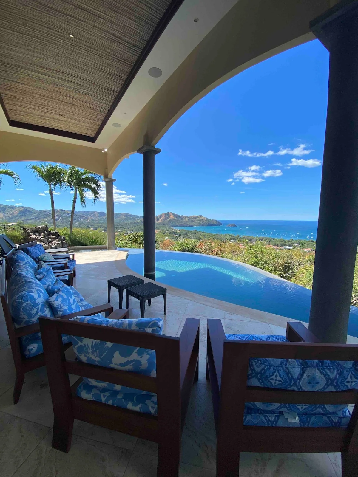 Million-Dollar View | Sleeps 10 + Luxe & Wi-Fi - Houses for Rent in Coco, Provincia de Guanacaste, Costa Rica - Image 1