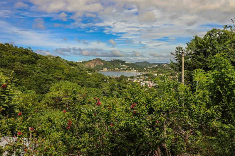Casa Sueños-Ocean View Infinity Pool, Walk to Town - Houses for Rent in San Juan del Sur, Rivas, Nicaragua