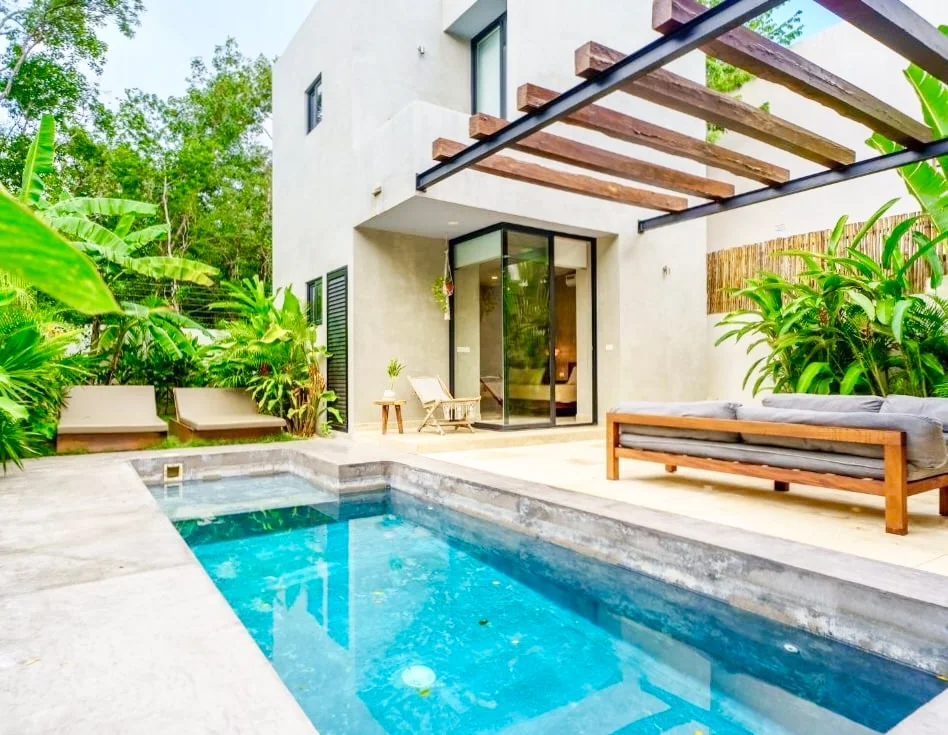 10BR Villa