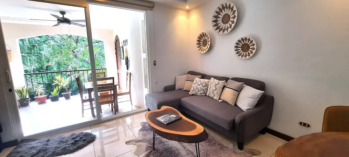 Serene & Peaceful, Pool View, 
Short walk to beach — 2 bedroom vacation rental in Tamarindo