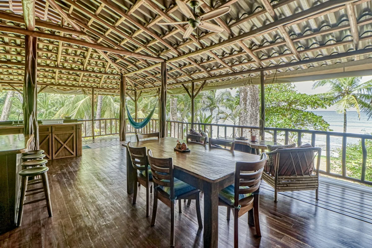 Wonderful 4BR Oceanfront | Shared Pool | Balcony - Houses for Rent in Cabo Matapalo, Pu, Costa Rica - Image 1