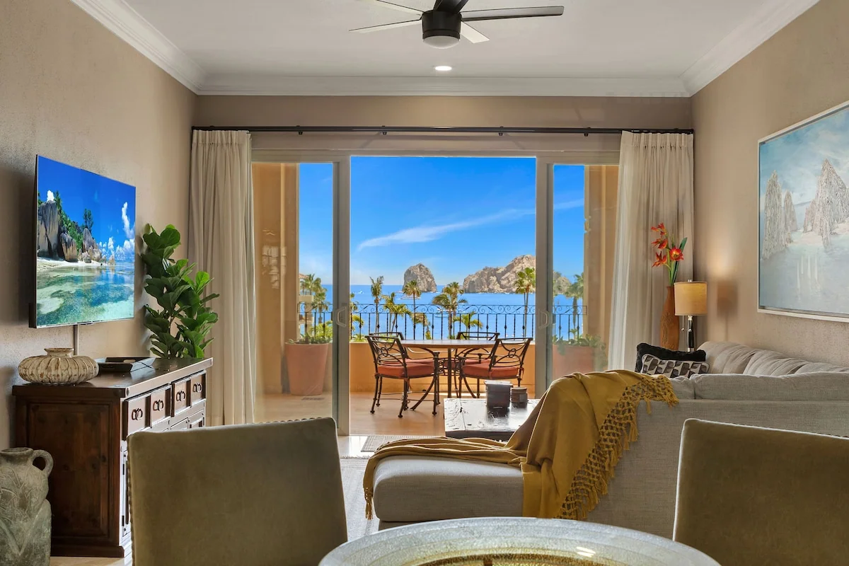 Beachfront, Direct Ocean View, 5 Star - Condominiums for Rent in Cabo San Lucas, Baja California Sur, Mexico - Image 1