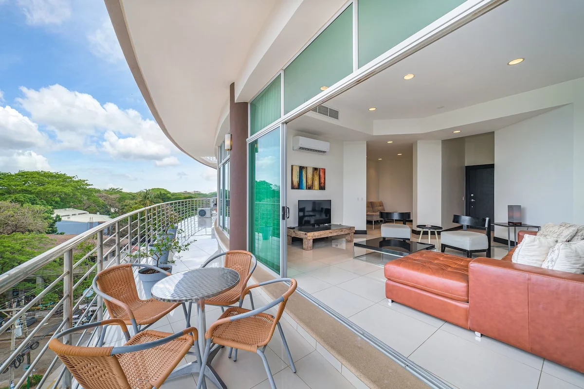 3BR Condo