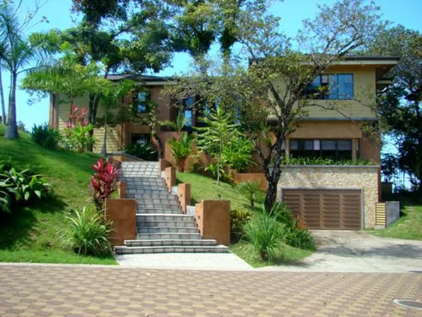 Casa Reserva — 5 bedroom vacation rental in Manuel Antonio